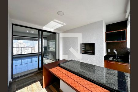 Apartamento à venda com 147m², 3 quartos e 3 vagasVaranda 2