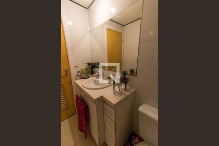 Apartamento à venda com 98m², 3 quartos e 2 vagas Apartamento à venda com 98m², 3 quartos e 2 vagasBanheiro 2