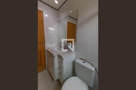Apartamento à venda com 98m², 3 quartos e 2 vagas Apartamento à venda com 98m², 3 quartos e 2 vagasBanheiro