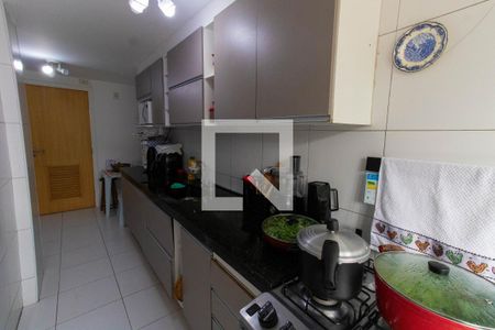 Apartamento à venda com 98m², 3 quartos e 2 vagas Apartamento à venda com 98m², 3 quartos e 2 vagasCozinha