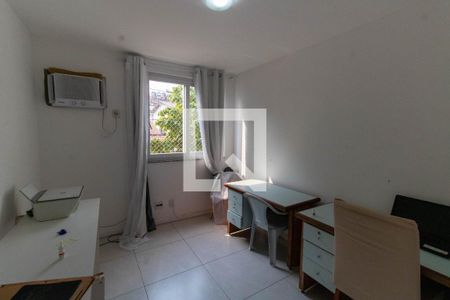 Quarto de apartamento à venda com 3 quartos, 98m² em Piratininga, Niterói