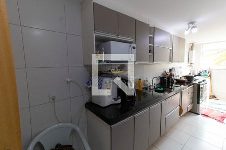 Apartamento à venda com 98m², 3 quartos e 2 vagas Apartamento à venda com 98m², 3 quartos e 2 vagasCozinha