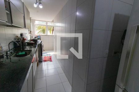 Apartamento à venda com 98m², 3 quartos e 2 vagas Apartamento à venda com 98m², 3 quartos e 2 vagasCozinha