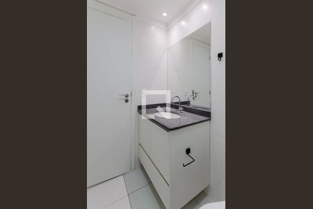 Banheiro de apartamento para alugar com 1 quarto, 37m² em Vila Monte Alegre, São Paulo