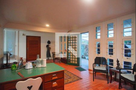 Casa à venda com 700m², 5 quartos e 3 vagasSala 4