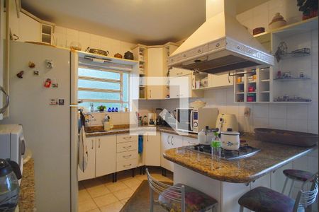 Casa à venda com 700m², 5 quartos e 3 vagasCozinha