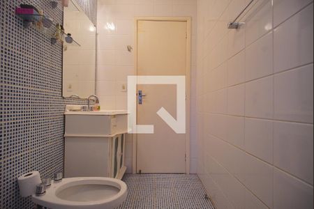 Casa à venda com 700m², 5 quartos e 3 vagasBanheiro da Suíte