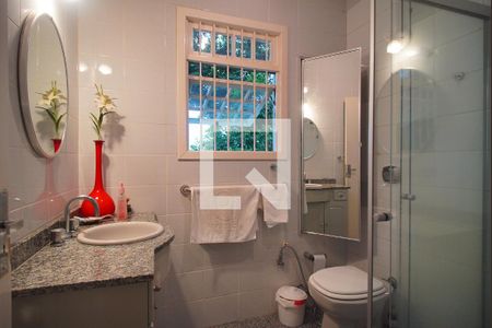 Casa à venda com 700m², 5 quartos e 3 vagasBanheiro