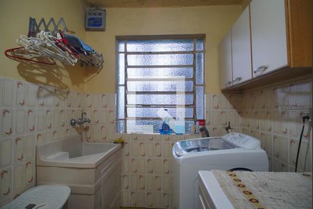 Casa à venda com 700m², 5 quartos e 3 vagasÁrea de Serviço