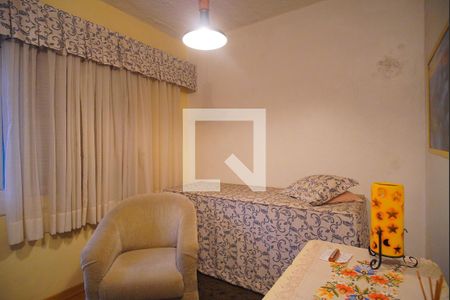 Casa à venda com 700m², 5 quartos e 3 vagasQuarto 4