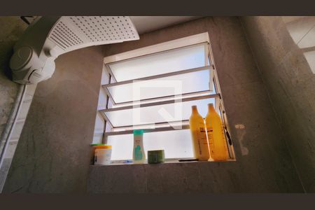 Apartamento à venda com 72m², 3 quartos e 1 vaga Apartamento à venda com 72m², 3 quartos e 1 vagaBanheiro da Suíte