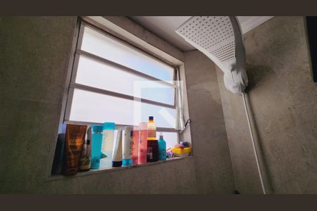 Apartamento à venda com 72m², 3 quartos e 1 vaga Apartamento à venda com 72m², 3 quartos e 1 vagaBanheiro