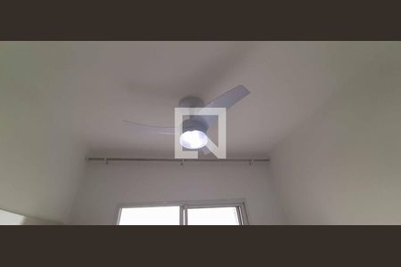 Sala de apartamento para alugar com 2 quartos, 57m² em Umuarama, Osasco