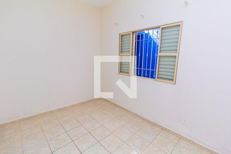 Casa à venda com 140m², 2 quartos e 2 vagas Casa à venda com 140m², 2 quartos e 2 vagasQuarto 2