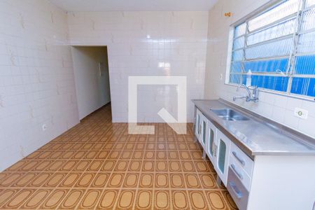 Casa à venda com 140m², 2 quartos e 2 vagas Casa à venda com 140m², 2 quartos e 2 vagasCozinha