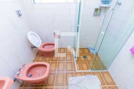 Casa à venda com 140m², 2 quartos e 2 vagas Casa à venda com 140m², 2 quartos e 2 vagasBanheiro