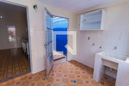 Casa à venda com 140m², 2 quartos e 2 vagas Casa à venda com 140m², 2 quartos e 2 vagasÁrea de Serviço