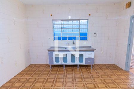 Casa à venda com 140m², 2 quartos e 2 vagas Casa à venda com 140m², 2 quartos e 2 vagasCozinha