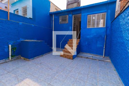 Casa à venda com 140m², 2 quartos e 2 vagas Casa à venda com 140m², 2 quartos e 2 vagasQuintal