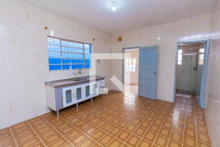 Casa à venda com 140m², 2 quartos e 2 vagas Casa à venda com 140m², 2 quartos e 2 vagasCozinha