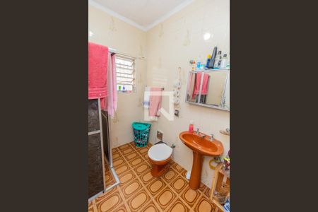 Casa à venda com 140m², 2 quartos e 2 vagasBanheiro