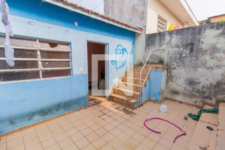 Casa à venda com 140m², 2 quartos e 2 vagasQuintal