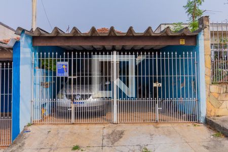 Casa à venda com 140m², 2 quartos e 2 vagasFachada