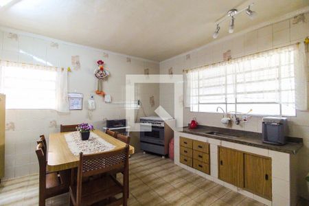 Casa à venda com 300m², 2 quartos e 3 vagasCozinha