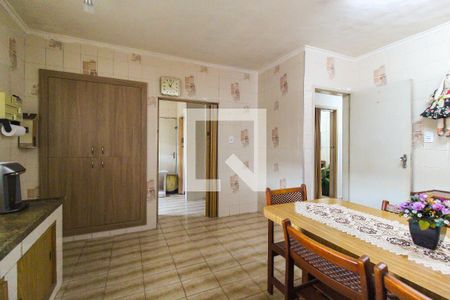 Casa à venda com 300m², 2 quartos e 3 vagasCozinha