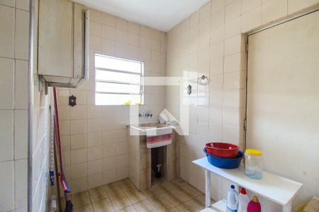 Casa à venda com 300m², 2 quartos e 3 vagasÁrea de Serviço