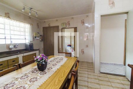 Casa à venda com 300m², 2 quartos e 3 vagasCozinha