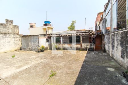 Casa à venda com 300m², 2 quartos e 3 vagasQuintal