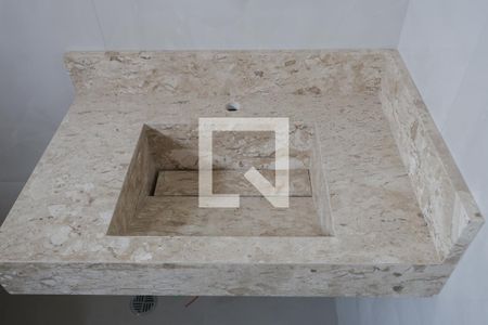 Casa à venda com 95m², 3 quartos e 2 vagasBanheiro