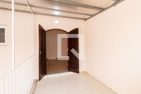 Casa à venda com 135m², 2 quartos e 2 vagasSacada do quarto 2