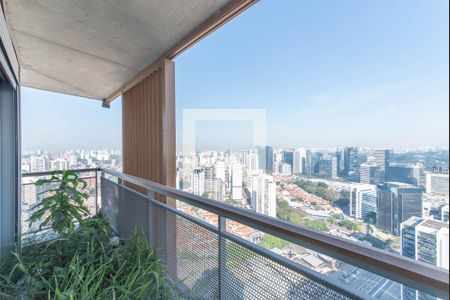 Apartamento à venda com 197m², 4 quartos e 3 vagasSuíte 4 - Varanda