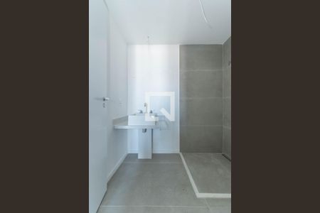 Apartamento à venda com 197m², 4 quartos e 3 vagasBanheiro da Suíte 3