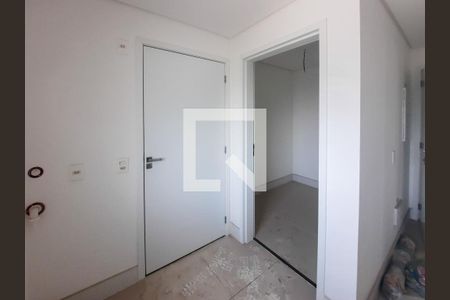 Apartamento à venda com 250m², 4 quartos e 4 vagas Apartamento à venda com 250m², 4 quartos e 4 vagasÁrea de Serviço