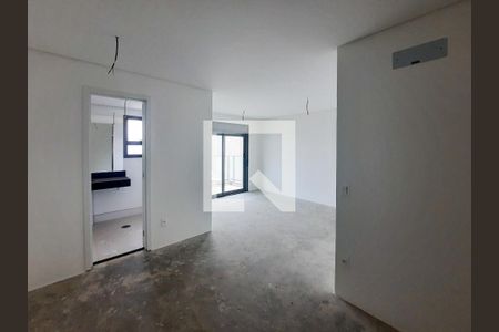 Apartamento à venda com 250m², 4 quartos e 4 vagas Apartamento à venda com 250m², 4 quartos e 4 vagasSuíte master