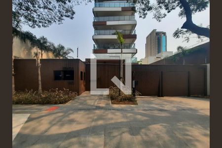 Apartamento à venda com 250m², 4 quartos e 4 vagas Apartamento à venda com 250m², 4 quartos e 4 vagasFachada