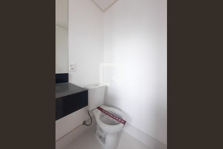 Apartamento à venda com 250m², 4 quartos e 4 vagas Apartamento à venda com 250m², 4 quartos e 4 vagasBanheiro da Suíte 2