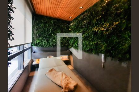 Apartamento à venda com 250m², 4 quartos e 4 vagas Apartamento à venda com 250m², 4 quartos e 4 vagasSala de Massagem