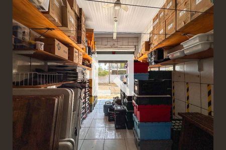 Casa à venda com 100m², 4 quartos e 2 vagas