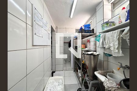 Casa à venda com 100m², 4 quartos e 2 vagas