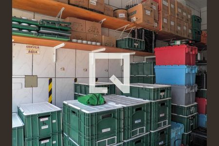 Casa à venda com 100m², 4 quartos e 2 vagas