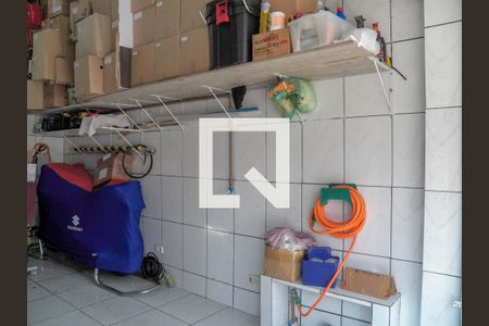 Casa à venda com 100m², 4 quartos e 2 vagas