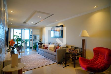 Sala de apartamento à venda com 3 quartos, 170m² em Piratininga, Niterói