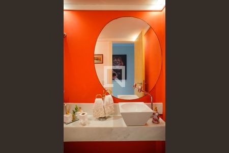 Lavabo de apartamento à venda com 3 quartos, 170m² em Piratininga, Niterói
