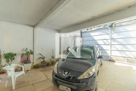 Garagem de casa à venda com 3 quartos, 180m² em São João Batista, Belo Horizonte