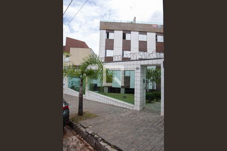 Apartamento para alugar com 90m², 3 quartos e 2 vagas Apartamento para alugar com 90m², 3 quartos e 2 vagasFachada