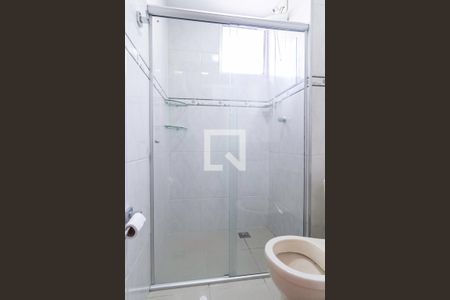 Apartamento para alugar com 90m², 3 quartos e 2 vagas Apartamento para alugar com 90m², 3 quartos e 2 vagasBanheiro social